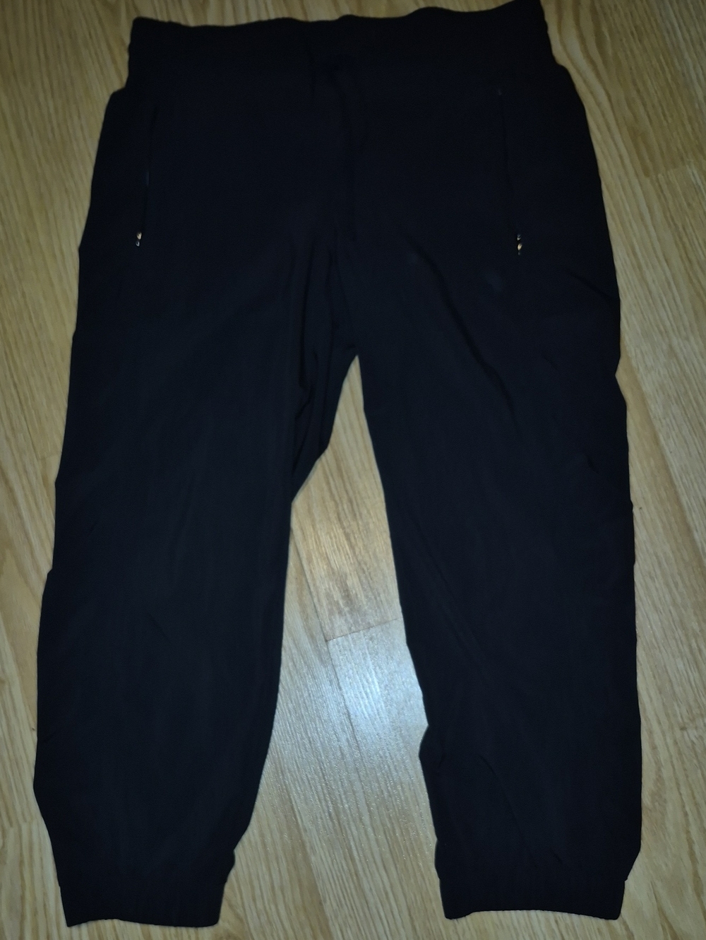 Athleta Black Women's Crop Swift Jogger..size 6